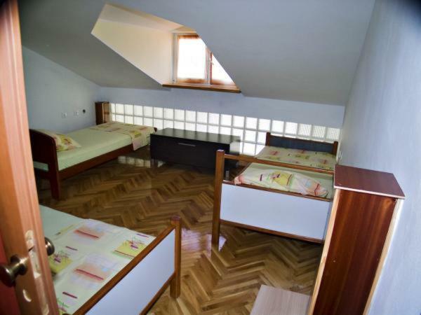 Apartmani Slavica Jezera Exterior foto